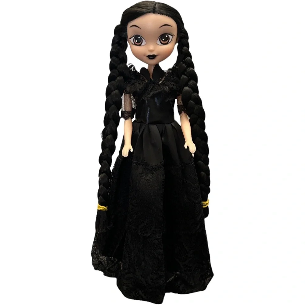 Wednesday Addams/Wednesday doll/Merlina Addams/muñeca Merlina - Picture 1 of 3